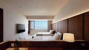 Superior Twin Room, Ocean View | Minibar, desk, free WiFi, bed sheets