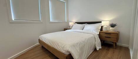 4 bedrooms, desk, iron/ironing board, travel cot