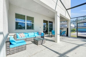 Terrace/patio - Sleep 30 Super Spacious DisneyVilla Club BBQ Pool (Kissimmee)