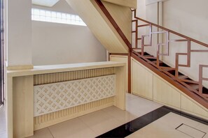 Unclassified image, 4 of 17, button - Hotel O near Pasar Gede Solo formerly In (Surakarta)