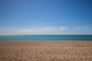 Beach - Located right on the beach (Seaford)