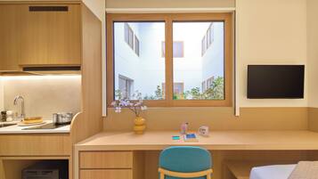 One of a Kind | In-room safe, iron/ironing board, free WiFi, bed sheets