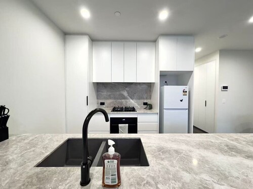 Sleek 2BR 2BA Clayton Stay at the Manor House