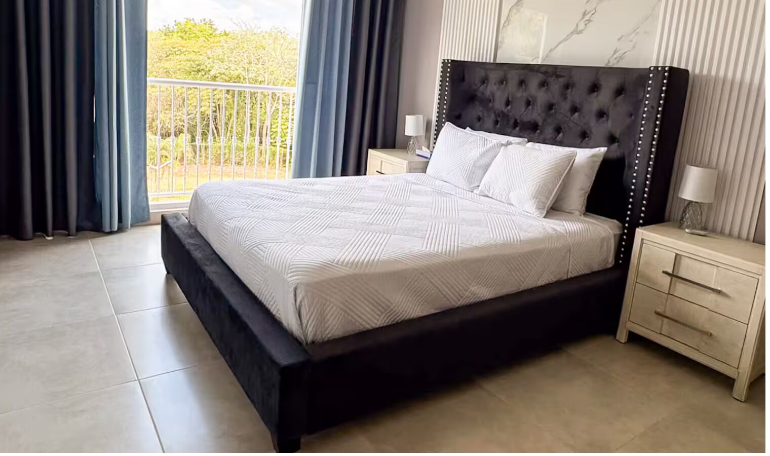 Iron/ironing board, Internet, bed sheets