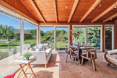 Family Retreat Near Zagreb With Pool & Garden