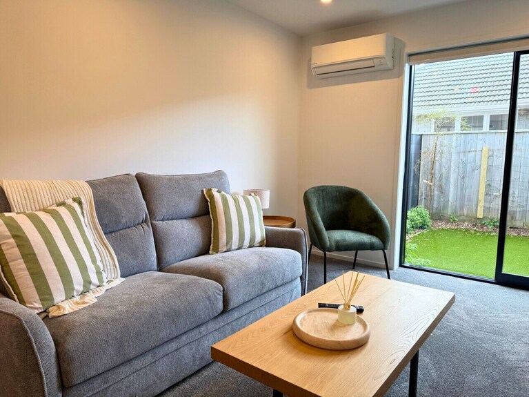 Cozy Wellington Retreat With Outdoor Space - Porirua