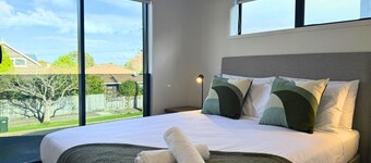Elegant 2BR Stay with Private Courtyard