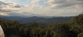 Romantic Stargazing Dome Getaway, in Megalong Valley
