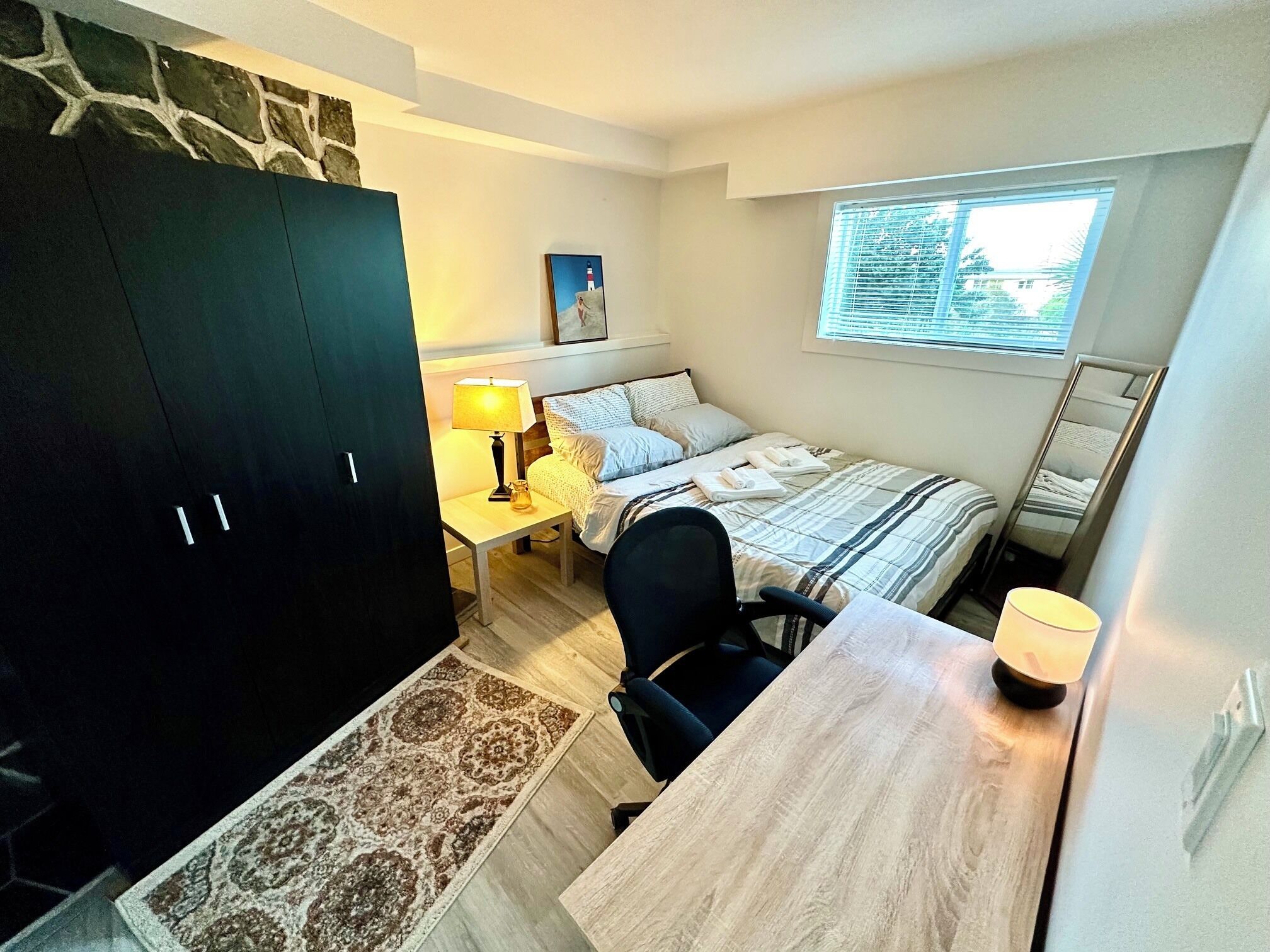 3 bedrooms, desk, iron/ironing board, WiFi
