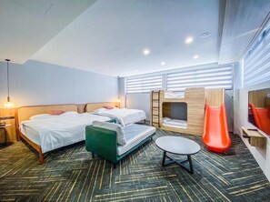 Classic Studio | Blackout curtains, iron/ironing board, free WiFi - Hotel Jiji Plus (Nantou County)