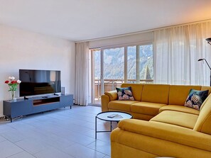 TV - Sans Souci O2 by Interhome (Grindelwald)
