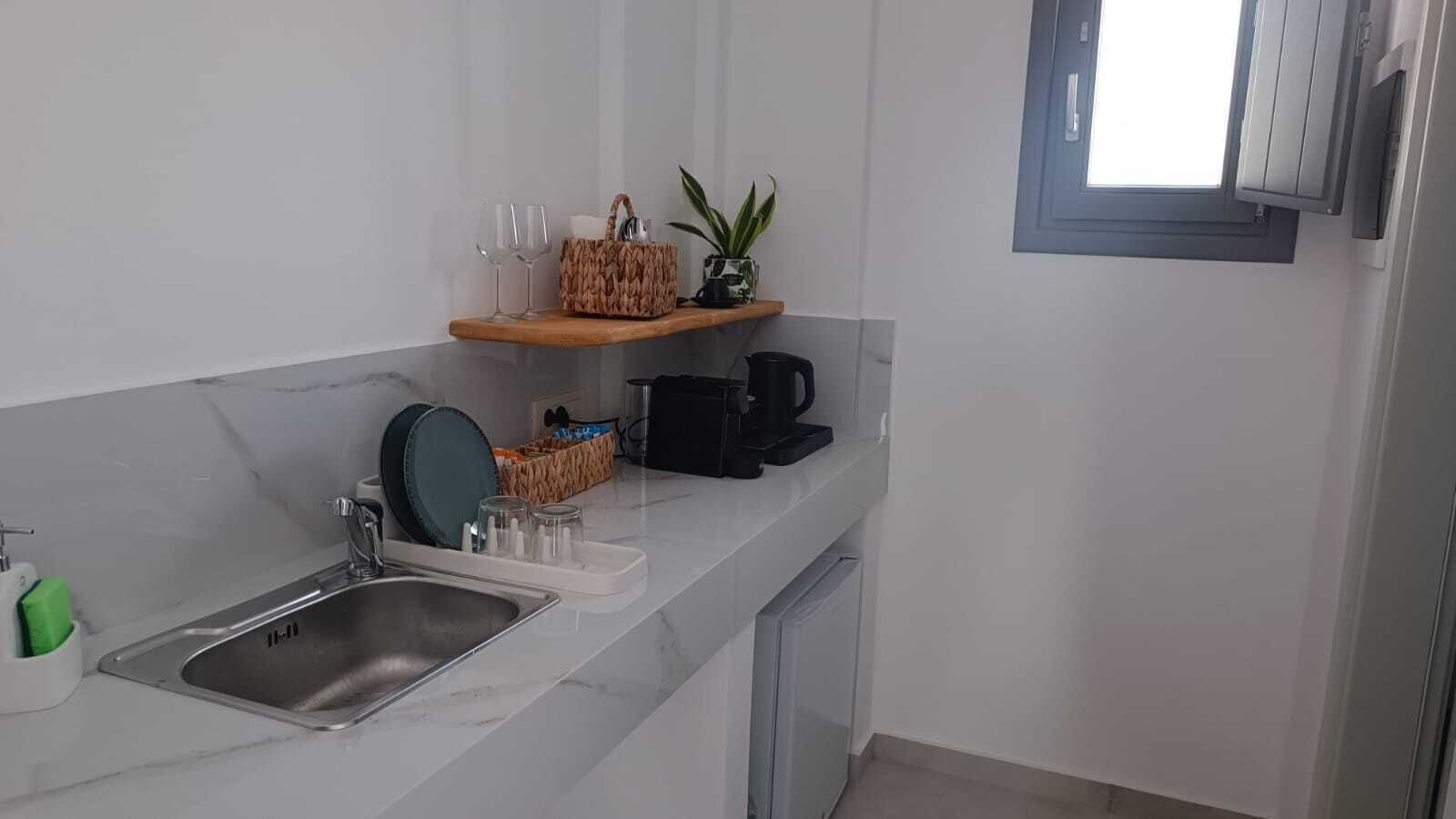 Standard Room | Private kitchen | Mini-fridge