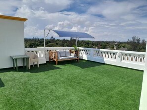 Apartamento Confort, balcón, vistas a la ciudad | Terraza o patio