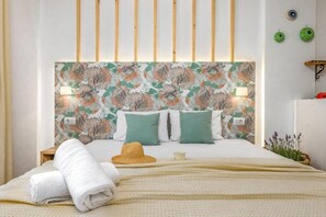 Standard Studio, Balcony, Garden View | In-room safe, laptop workspace, iron/ironing board, free WiFi - Eora Studios (AGRILIA)