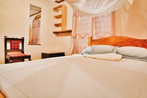 Wifi gratis, decoración personalizada y muebles diferentes 