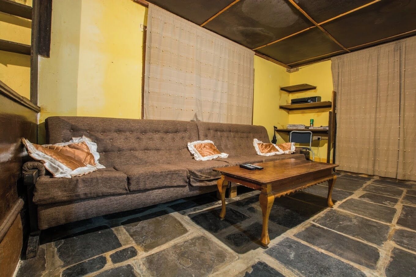 Family House, Balcony, Garden View | Living area | 24-inch Smart TV with digital channels