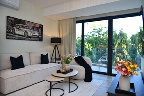 Apartment, 1 Bedroom, Balcony | Living room - Hayce Residence Nyali (Mombasa)