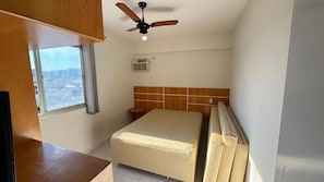 Ảnh chưa phân loại, 2 trong số 45 ảnh, nút