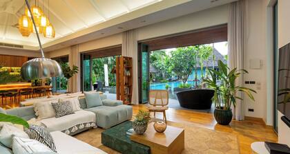 Boutique 5BR Phuket Villa - Huge Pool - Tropical Retreat