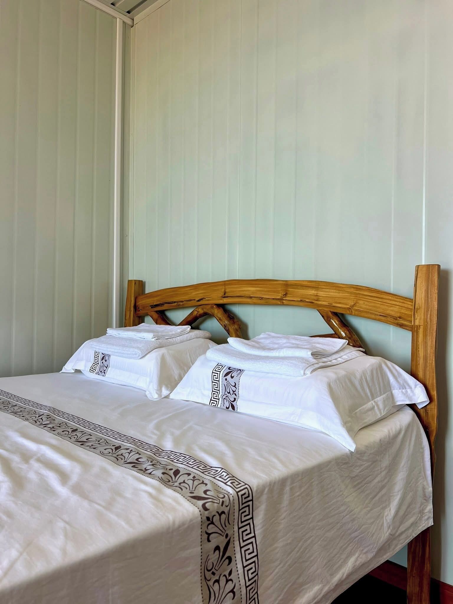 Economy Double Room, Partial Ocean View | Desk, laptop workspace, free WiFi