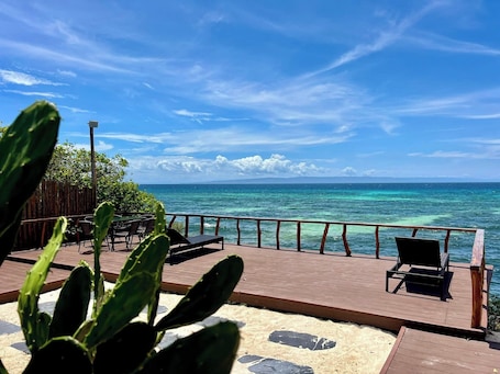 Classic Double or Twin Room, Partial Ocean View | Terrace/patio. Crossa Inn Siquijor