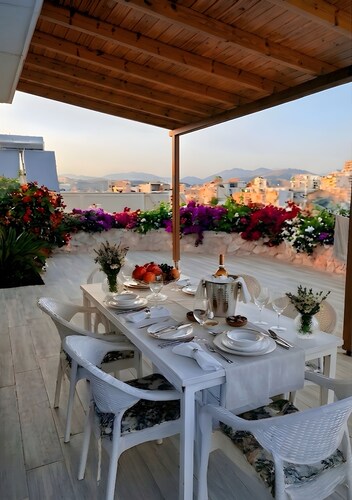 Villa Murataj | Exclusive
Private Retreat