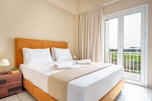 WiFi, bed sheets - Apartment 'Solomos' with Sea View, Wi-Fi and Air Conditioning (Eleios-Pronnoi)