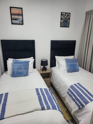 Room - Stylish 2BR in Salt Rock - Sheffield Hills (Ballito)