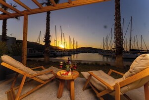 Villa de lujo, vistas al mar | Terraza o patio