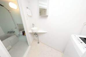 Shower, hair dryer, shampoo - Asakusa 5 min | 2 Guests (Sumida City)