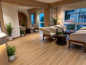 Interior - HOTEL OLD BELLEVUE (Darjeeling)