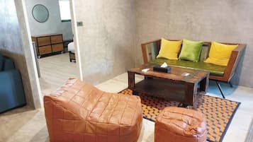 Villa, 6 Bedrooms, Private Pool | Interior