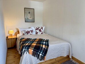 WiFi - Piccolo - Affordable app. for 2 persons, WLAN, parking lot and TV, pets (Sylt)