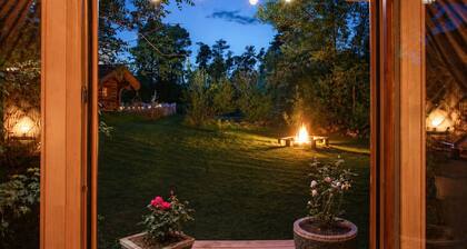 WOODMOOD yurt with wellness