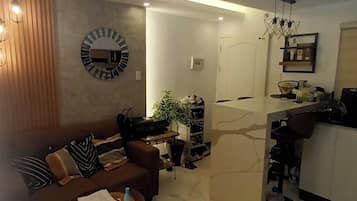 Family Condo | Bahagian dalam
