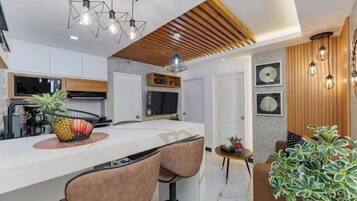 Family Condo | Dining