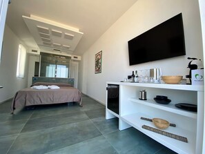 Superior Double Room, Sea View | Frette Italian sheets, premium bedding, memory foam beds - Marina Boutique Hotel (Peschici)