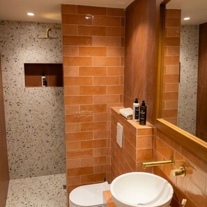 Bathroom - Orchard (Athens)