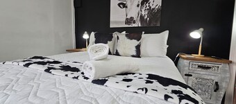Perfect 2-bedroom apartment with AC in delightful Kimberley