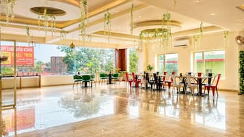 Superior Room | Dining