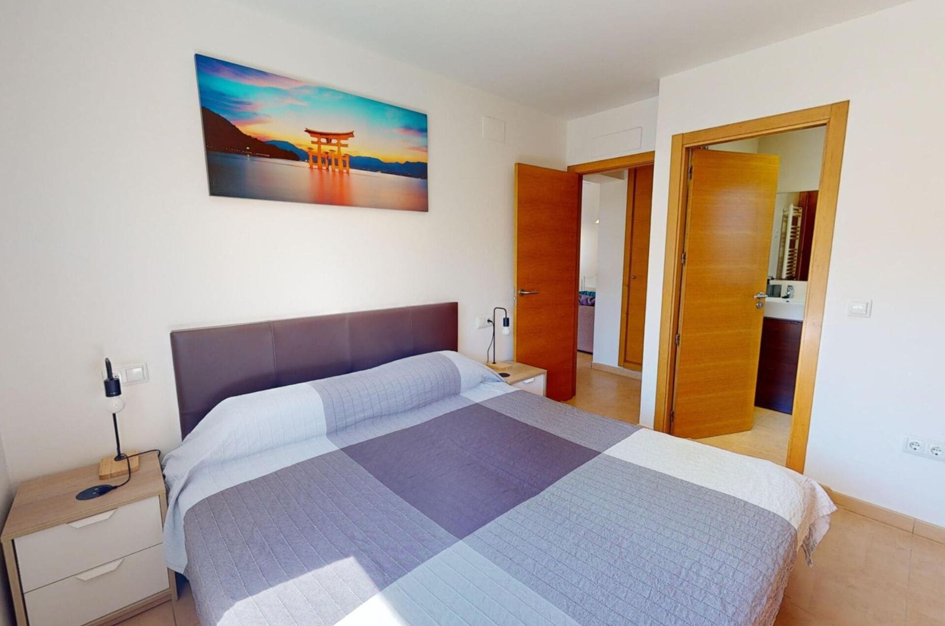 2 bedrooms, iron/ironing board, WiFi (free), bed sheets