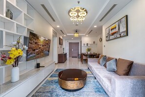 Deluxe Apartment, 3 Bedrooms, City View | Living area - The Kingston Landmark 81 Sky Residence (Thanh My Tay)