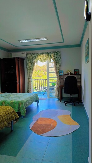 4 bedrooms, iron/ironing board, Internet - A place to be Home along Danang Beach (Da Nang)