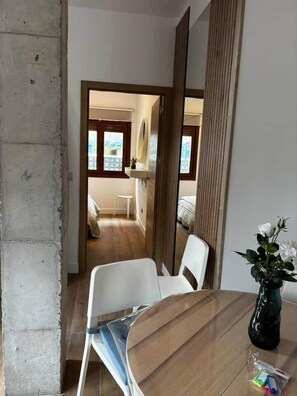 Interior - In Laredo, apt. with terrace 5 minutes walking distance to the beach (Laredo)
