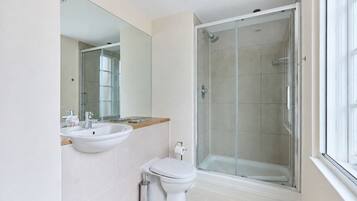 Departamento, patio | Baño