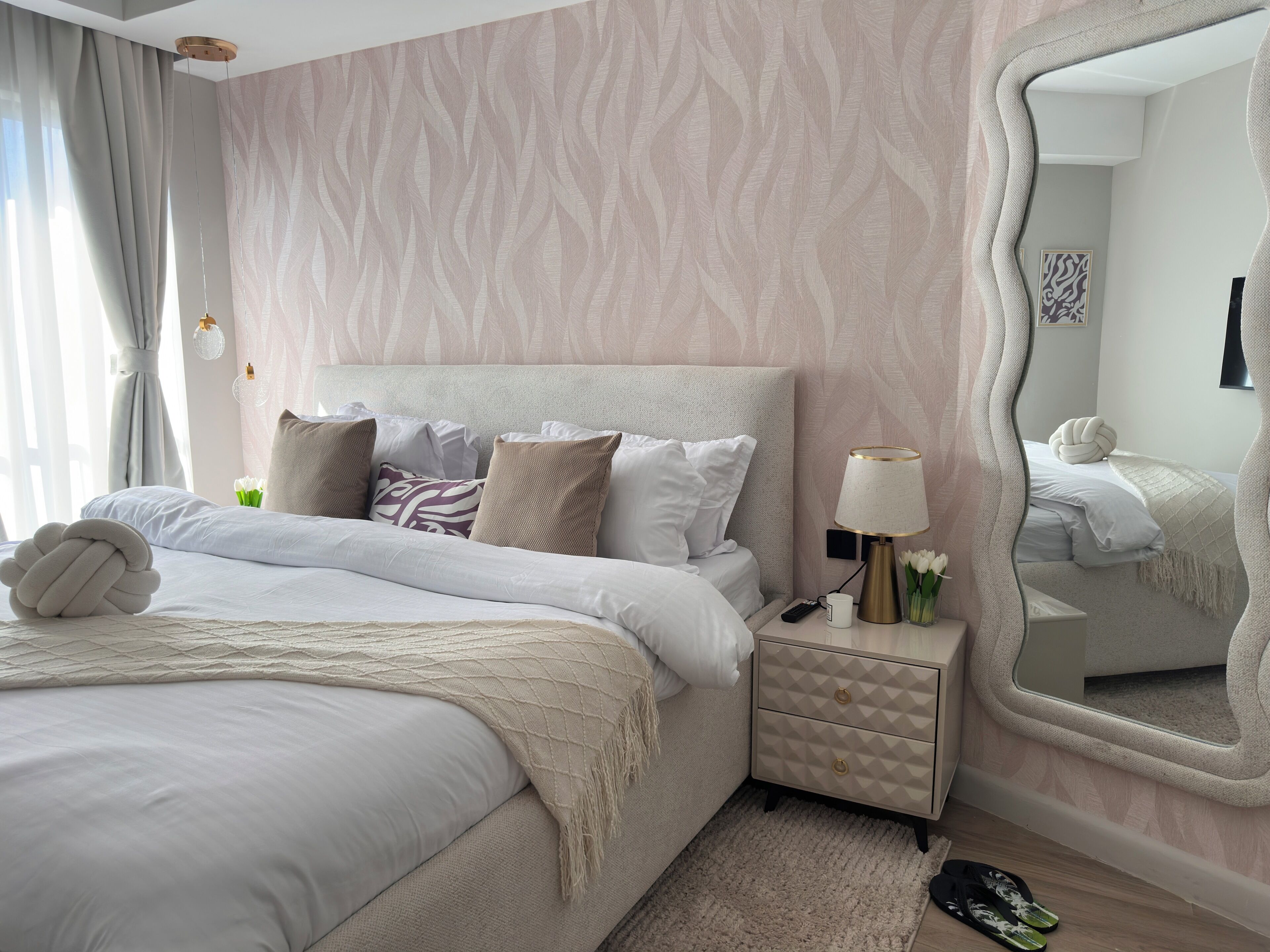 Luxe appartement, 1 slaapkamer, uitzicht op de stad | Individueel gedecoreerd, individueel gemeubileerd