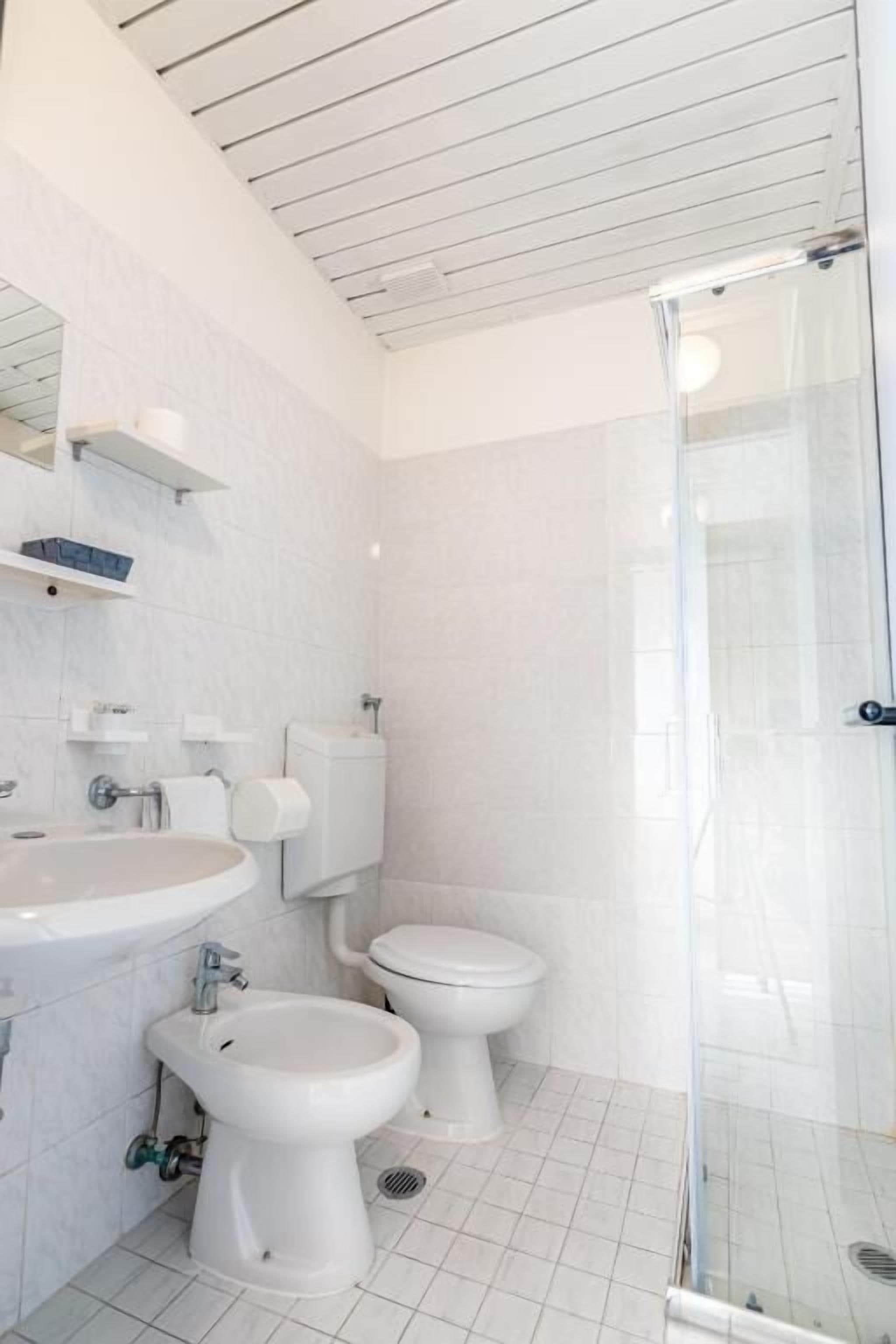 Bidet