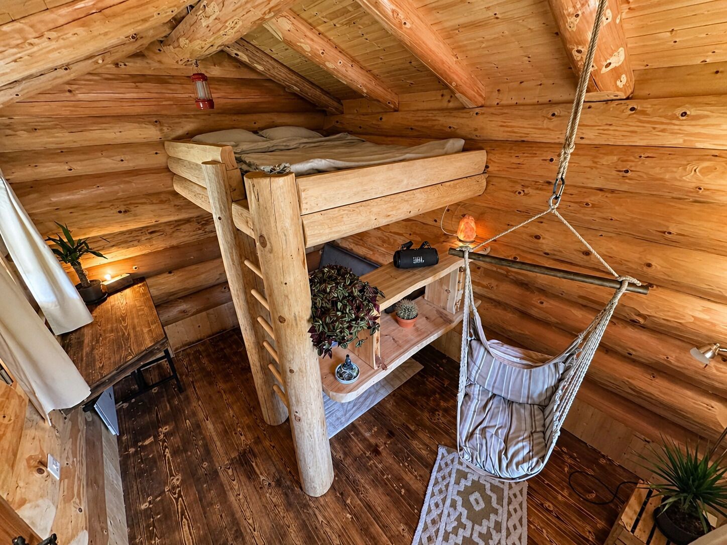 1 habitación, acceso a internet y ropa de cama 