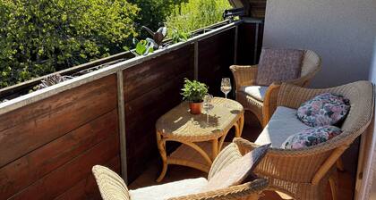 Beautiful garden apartment with a view of the Hegau countryside.