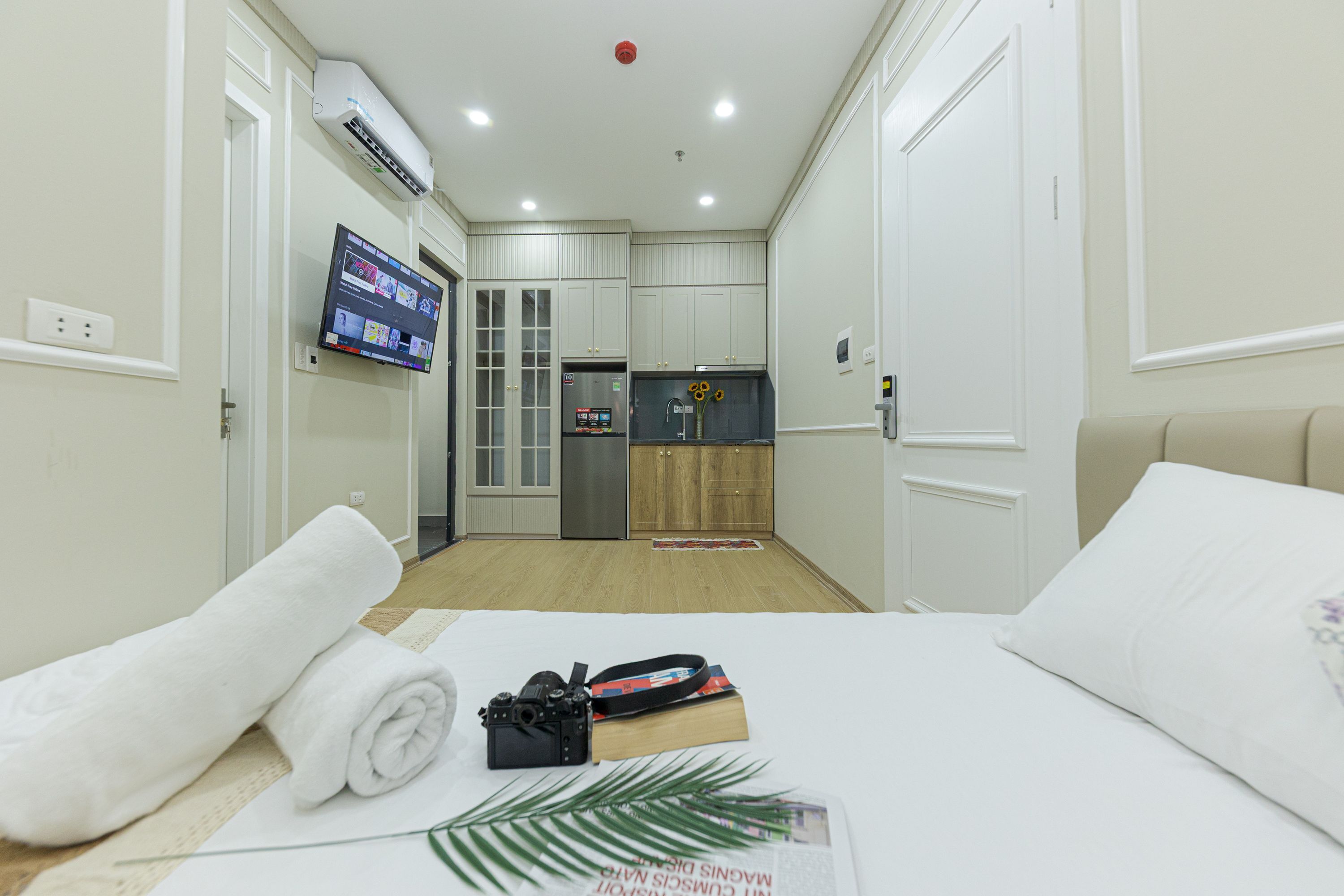 Desk, iron/ironing board, free WiFi, bed sheets